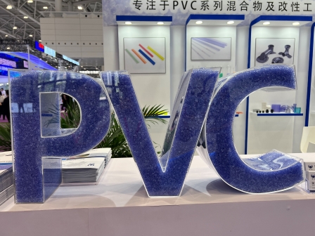 pvc屬于橡膠還是塑料?PVC材料和橡膠的區(qū)別是哪些？嘉弘塑料告訴你